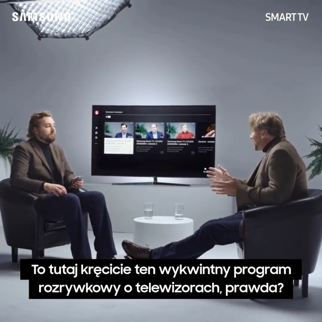 Video Reference: Output device, Product, Conversation, Media, Technology, Electronic device, Room, Sitting, Adaptation, Multimedia