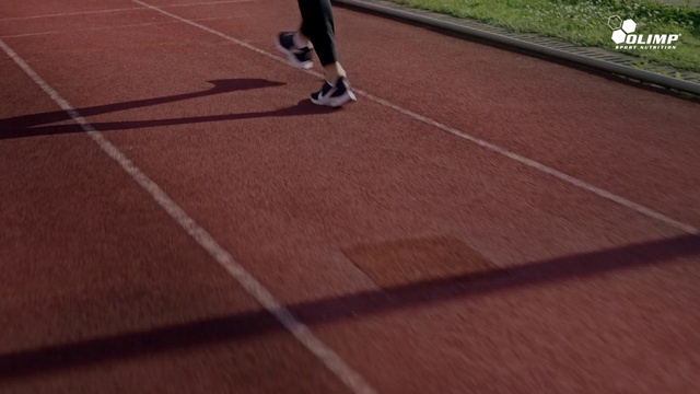 Video Reference: Sport venue, Tennis court, Sports, Line, Running, Sprint, Individual sports, Track and field athletics, Race track, Recreation