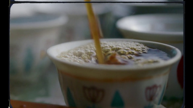 Video Reference: Food, Drink, Coffee, Ipoh white coffee, White coffee, Cup, Non-alcoholic beverage, Cuisine, Ingredient, Teh tarik