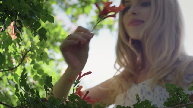 Video Reference: People in nature, Hair, Nature, Photograph, Leaf, Green, Beauty, Lady, Light, Sunlight, Person