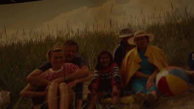 Video Reference: People, Fun, Adaptation, Painting, Human, Grass family, Visual arts, Art, Landscape, Child