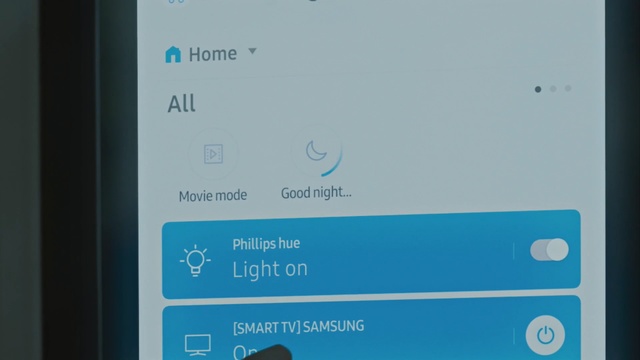 Video Reference: Text, Gadget, Communication Device, Electronic device, Technology, Mobile phone, Portable communications device, Font, Smartphone, Multimedia