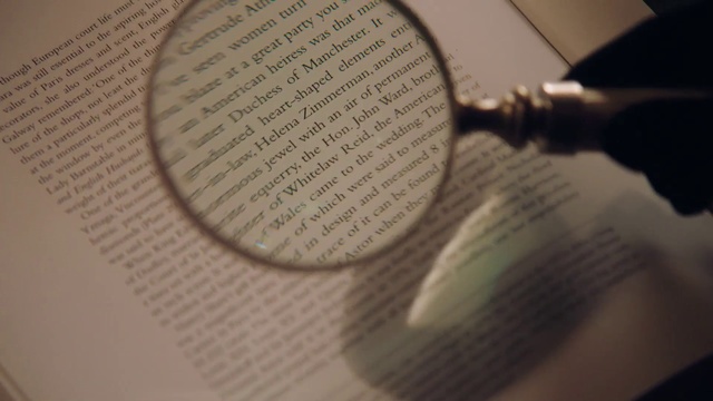 Video Reference: Racket, Magnifying glass, Mesh, Circle