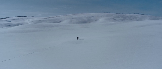 Video Reference: piste, mountain range, sky, ridge, nunatak, snow, geological phenomenon, ski touring, glacial landform, terrain