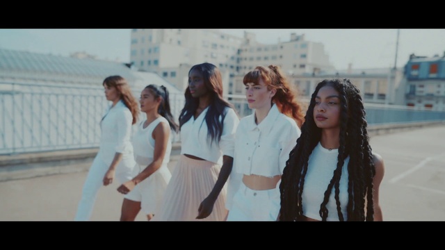 Video Reference: Photograph, People, Social group, Facial expression, Fun, Friendship, Youth, Snapshot, Beauty, Fashion