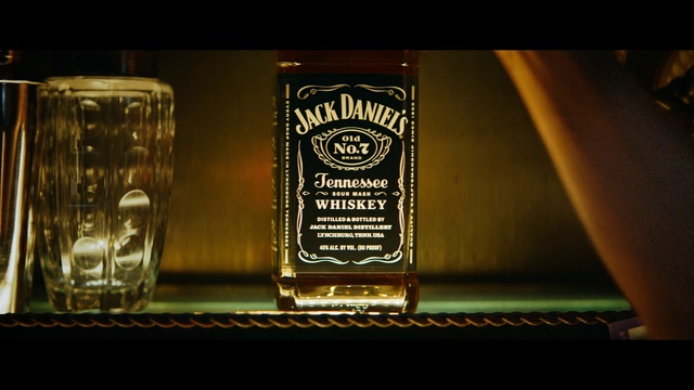 Video Reference: Drink, Tennessee whiskey, Liqueur, Alcoholic beverage, Distilled beverage, Alcohol, Whisky, Scotch whisky, Beer glass, Blended whiskey