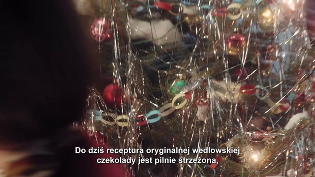 Video Reference: Organism, Font, Christmas ornament, Christmas, Christmas lights, Interior design