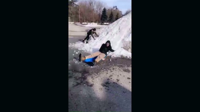 Video Reference: Photograph, Snow, Extreme sport, Adventure, Geological phenomenon, Snapshot, Fun, Winter, Freezing, Photography