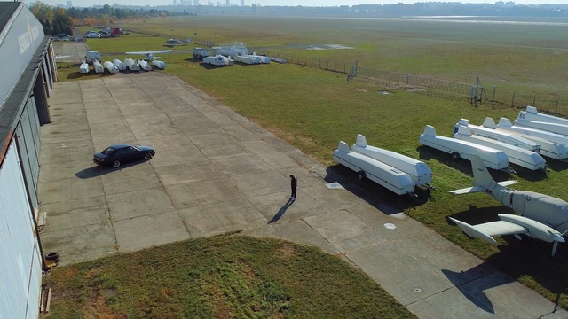 Video Reference: Grass, Aerial photography, Airplane, Vehicle, Aircraft