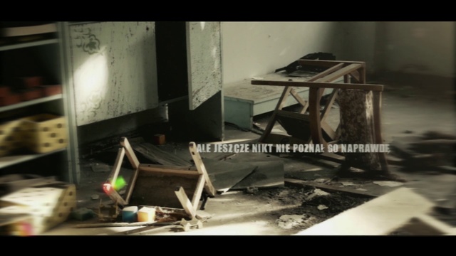 Video Reference: Snapshot, Urban area, Room, Furniture, Table, Photography, Adaptation, Architecture, Still life photography, Floor, Indoor, Sitting, Food, Kitchen, Man, Woman, Counter, White, Pizza, Standing, Plate, Display, Refrigerator, Computer, Text, Chair, Abandoned, Screenshot