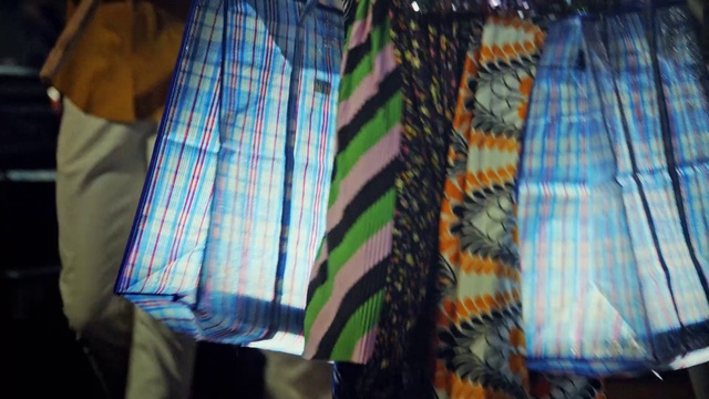 Video Reference: Plaid, Textile, Pattern, Woven fabric, Design, Room, Tartan, Pattern, Scarf, Stole