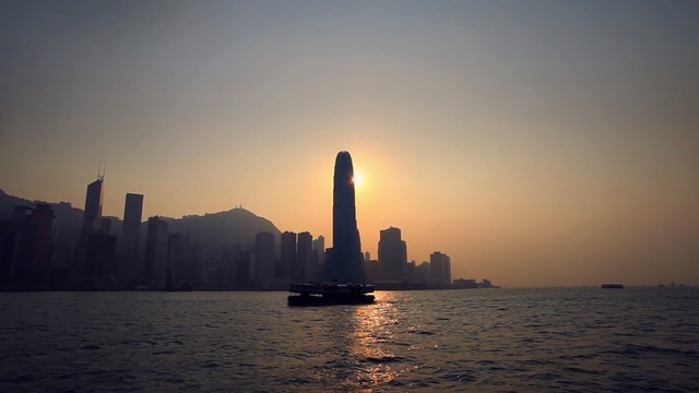 Video Reference: skyline, sky, sea, horizon, daytime, skyscraper, city, sunset, cityscape, water
