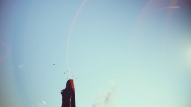 Video Reference: Sky, Atmospheric phenomenon, Cloud, Atmosphere, Geological phenomenon, Meteorological phenomenon, Calm, Photography, Sunlight, Rainbow