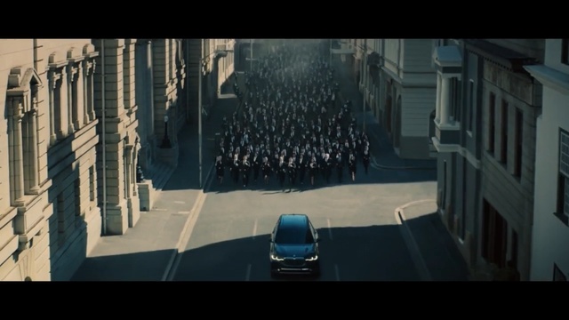 Video Reference: Metropolitan area, Black, Mode of transport, Urban area, Pc game, Metropolis, Landmark, Biome, Architecture, Snapshot