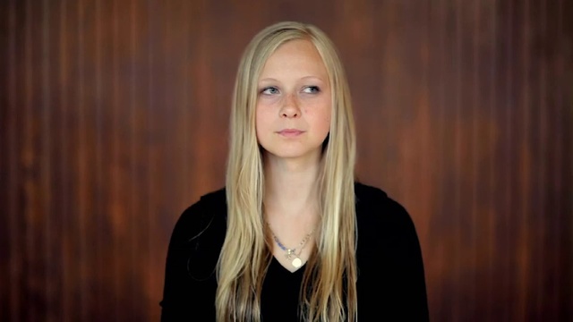 Video Reference: Hair, Face, Blond, Hairstyle, Eyebrow, Beauty, Chin, Layered hair, Long hair, Forehead