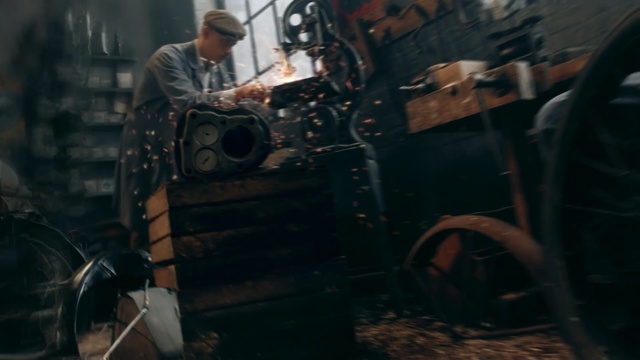 Video Reference: Auto part, Machine, Engine, Metal