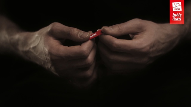 Video Reference: Finger, Hand, Nail, Arm, Gesture, Thumb, Flesh, Wrist, Photography, Knot