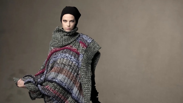 Video Reference: Clothing, Woolen, Wool, Fashion, Shawl, Outerwear, Knitting, Neck, Poncho, Stole, Person