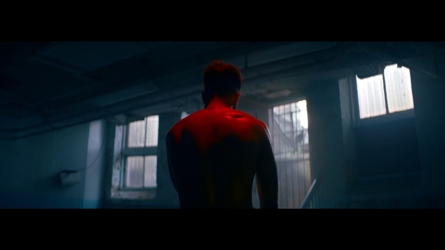 Video Reference: Standing, Fictional character, Snapshot, Darkness, Screenshot, Superhero, Movie, Digital compositing, Pc game, Photography