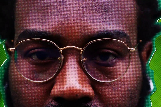 Video Reference: Face, Eyewear, Nose, Green, Glasses, Head, Forehead, Eyebrow, Chin, Close-up