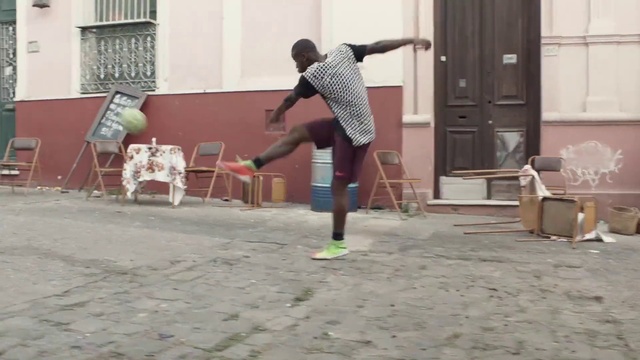 Video Reference: Freestyle football, Sports, Street football, Street stunts, Soccer, Jumping, Leg, Recreation, Freestyle walking, Street sports