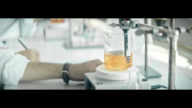 Video Reference: Water, Small appliance, Laboratory, Chemistry, Fluid, Espresso machine, Laboratory equipment, Science, Home appliance, Chemical engineer