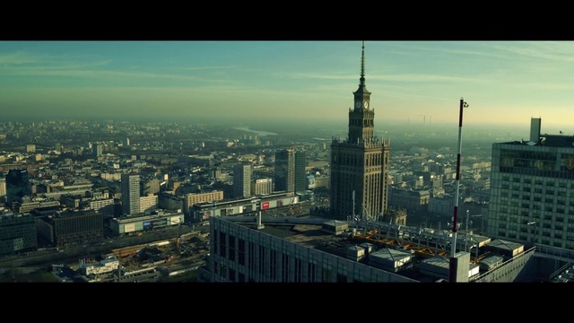 Video Reference: City, Cityscape, Metropolitan area, Urban area, Metropolis, Skyline, Skyscraper, Human settlement, Landmark, Sky