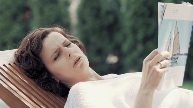 Video Reference: Beauty, Reading, Room, Neck, Leisure, Sleep, Sitting