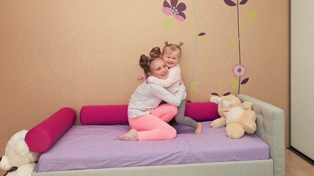 Video Reference: Pink, Product, Child, Furniture, Purple, Toddler, Room, Play, Baby, Baby toys