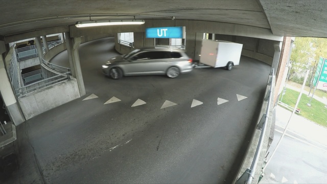 Video Reference: motor vehicle, car, vehicle, mode of transport, infrastructure, transport, family car, road, parking, luxury vehicle