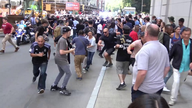 Video Reference: People, Crowd, Event, Pedestrian, Street, Walking, Dance