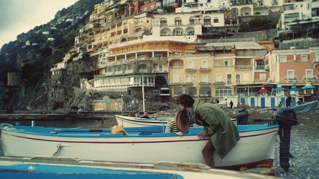 Video Reference: waterway, water transportation, water, boat, watercraft, tourism, sky, boating, harbor, port