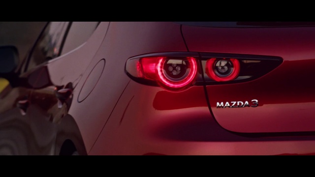 Video Reference: Land vehicle, Vehicle, Car, Mazda, Automotive lighting, Automotive design, Hot hatch, Family car, Compact car, Mid-size car