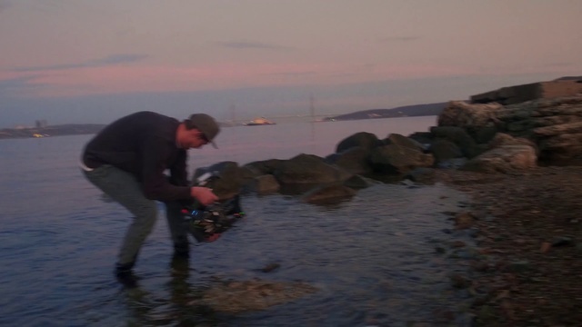 Video Reference: Water, Shore, Sea, Ocean, Coast, Casting (fishing), Fun, Rock fishing, Rock, Recreation