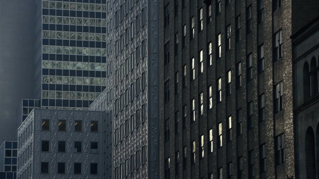 Video Reference: metropolitan area, building, skyscraper, metropolis, urban area, landmark, tower block, daytime, infrastructure, architecture