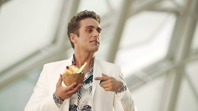 Video Reference: Eating, Junk food, Food, Cuisine, Suit, Dish, Finger food, Food craving, Breakfast, Fast food