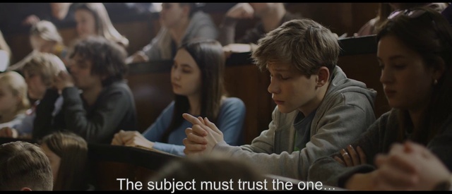 Video Reference: Conversation, Human, Photo caption, Adaptation, Audience, Interaction, Fun, Student, Event, Photography