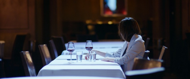 Video Reference: restaurant, table, drink