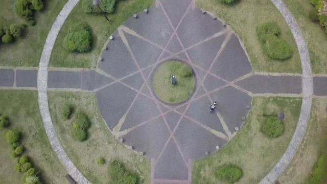 Video Reference: Aerial photography, Circle, Bird-eye view, Urban design, Land lot, Architecture, Landscape, Intersection