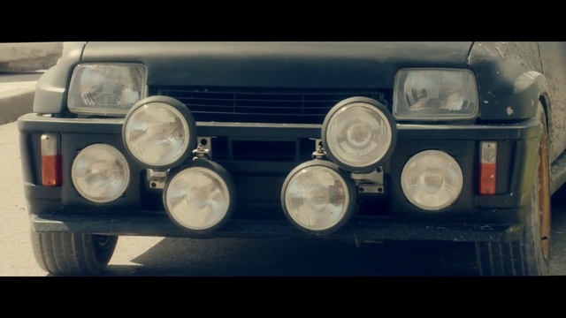 Video Reference: Vehicle, Car, Headlamp, Light, Automotive lighting, Auto part, Automotive design, Automotive exterior, Off-road vehicle