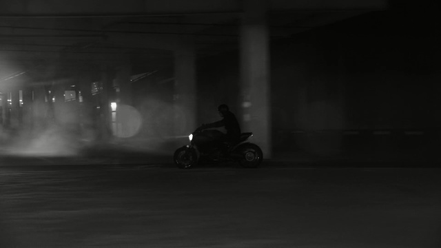Video Reference: Black, White, Atmospheric phenomenon, Darkness, Light, Monochrome, Black-and-white, Automotive lighting, Atmosphere, Vehicle