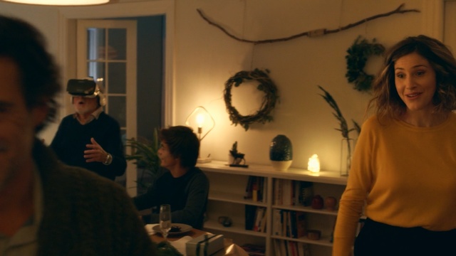 Video Reference: room, fun, event, interaction, girl, conversation, house, friendship, Person