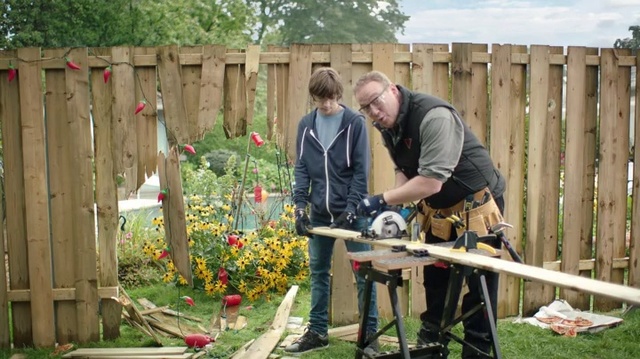 Video Reference: Gardener, Fence, Wood, Chainsaw, Garden