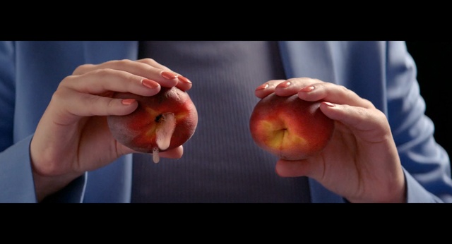 Video Reference: Fruit, Apple, Food, Nose, Hand, Local food, Finger, Plant, Mouth, Peach