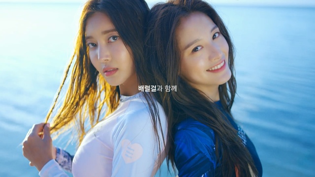 Video Reference: blue, beauty, human hair color, girl, lady, photography, fun, black hair, long hair, friendship, Person