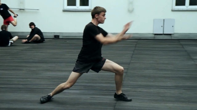 Video Reference: Sports, Sports training, Joint, Leg, Knee, Physical fitness, Individual sports, Recreation, Lunge, Dance