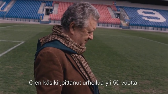 Video Reference: Sport venue, Stadium, Grass, Player, Competition event, Photo caption, Plant, Screenshot