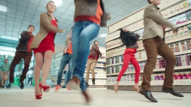 Video Reference: Choreography, Dance, Fun, Dancer, Snapshot, Youth, Event, Performing arts, Footwear, Leisure