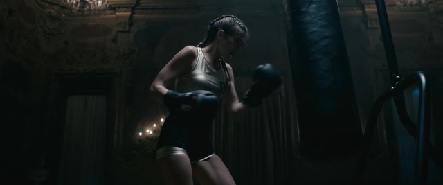 Video Reference: Muscle, Darkness, Photography, Performance, Screenshot, Room, Midnight, Flash photography, Fictional character, Scene