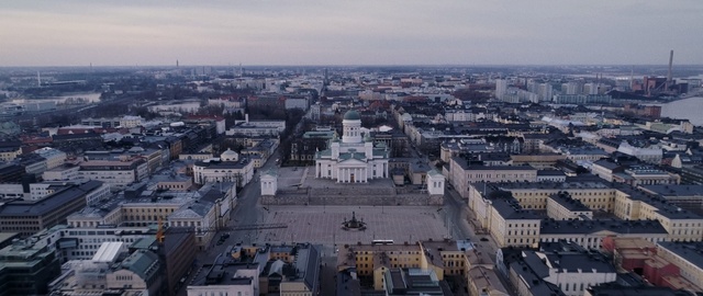 Video Reference: Urban area, Metropolitan area, City, Cityscape, Metropolis, Landmark, Human settlement, Aerial photography, Bird-eye view, Architecture